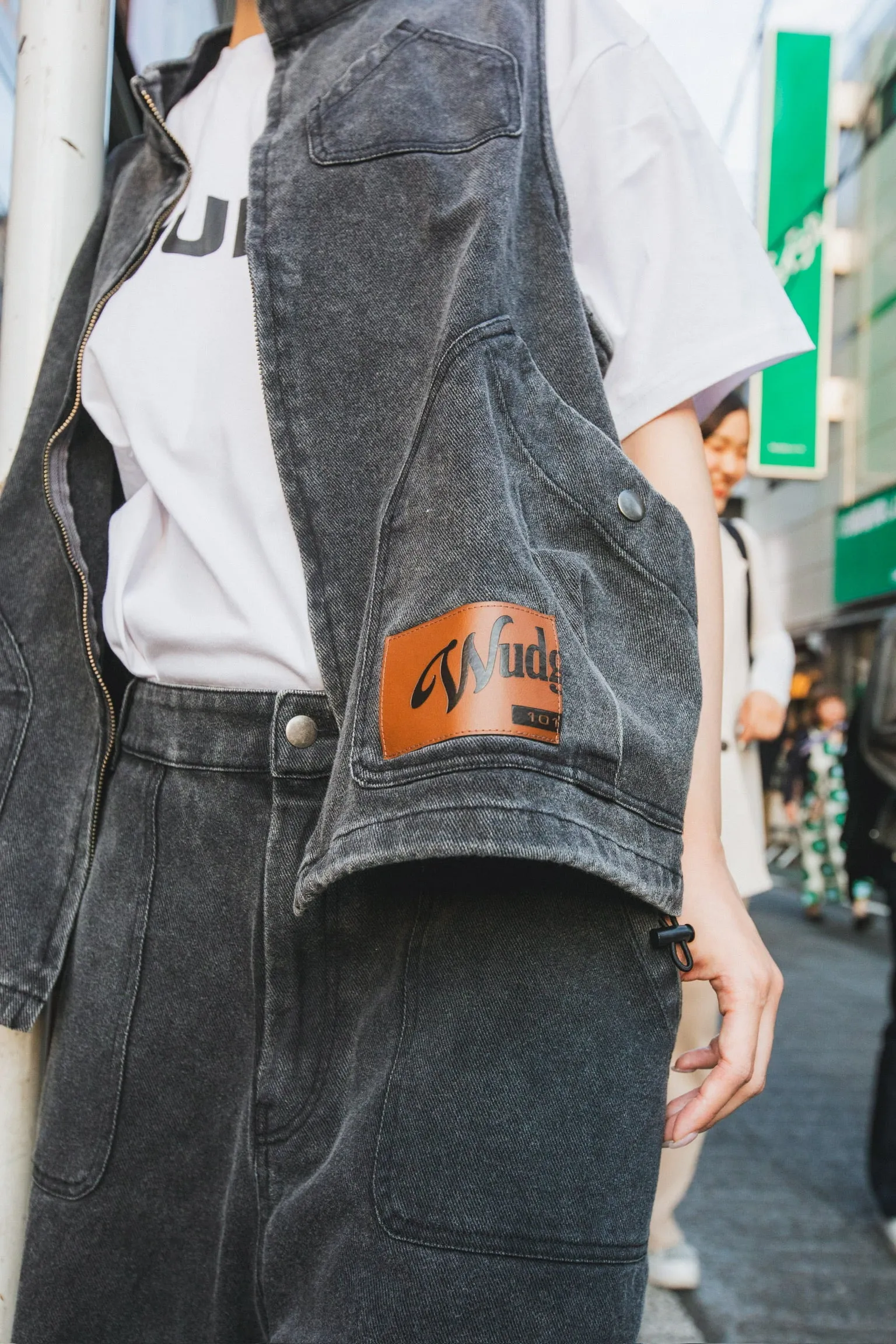 chemical wash vest