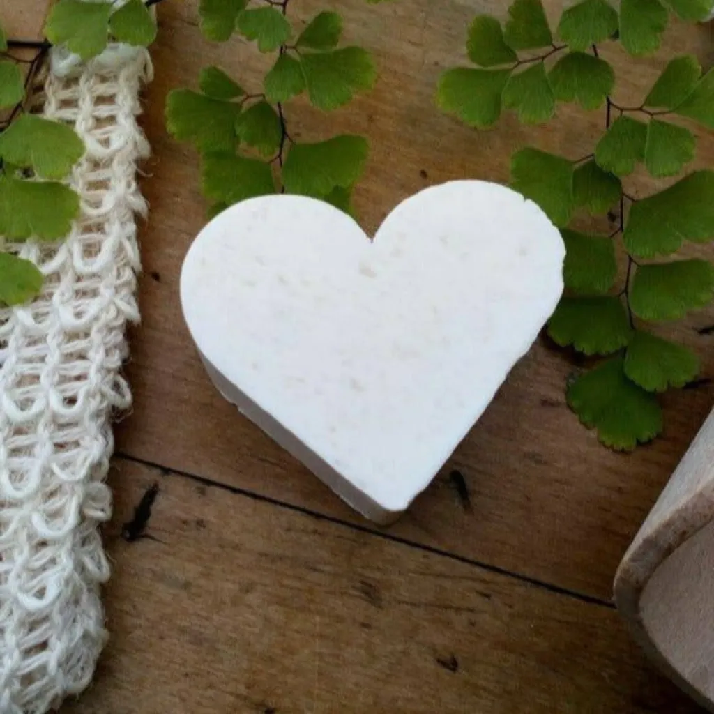 Heart Shaped Scented Guest Soaps - Box of 10 - SLS & Paraben Free - Soap Gift