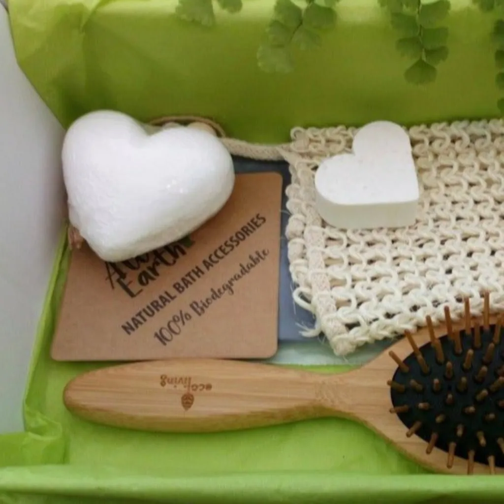 Heart Shaped Scented Guest Soaps - Box of 10 - SLS & Paraben Free - Soap Gift