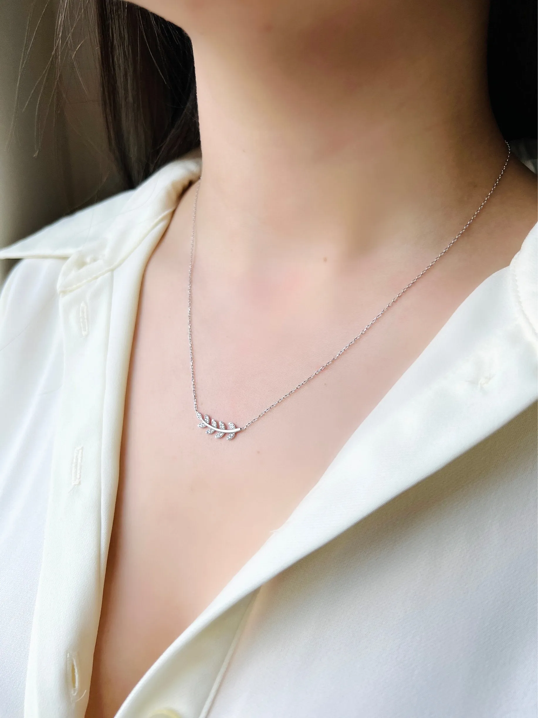 Silver CZ Olive Branch Necklace| Minimalist Floral Necklace| Pave Olive Leaf Pendant| Ancient Greek Jewelry | Diamond Leaf Pendant in Silver