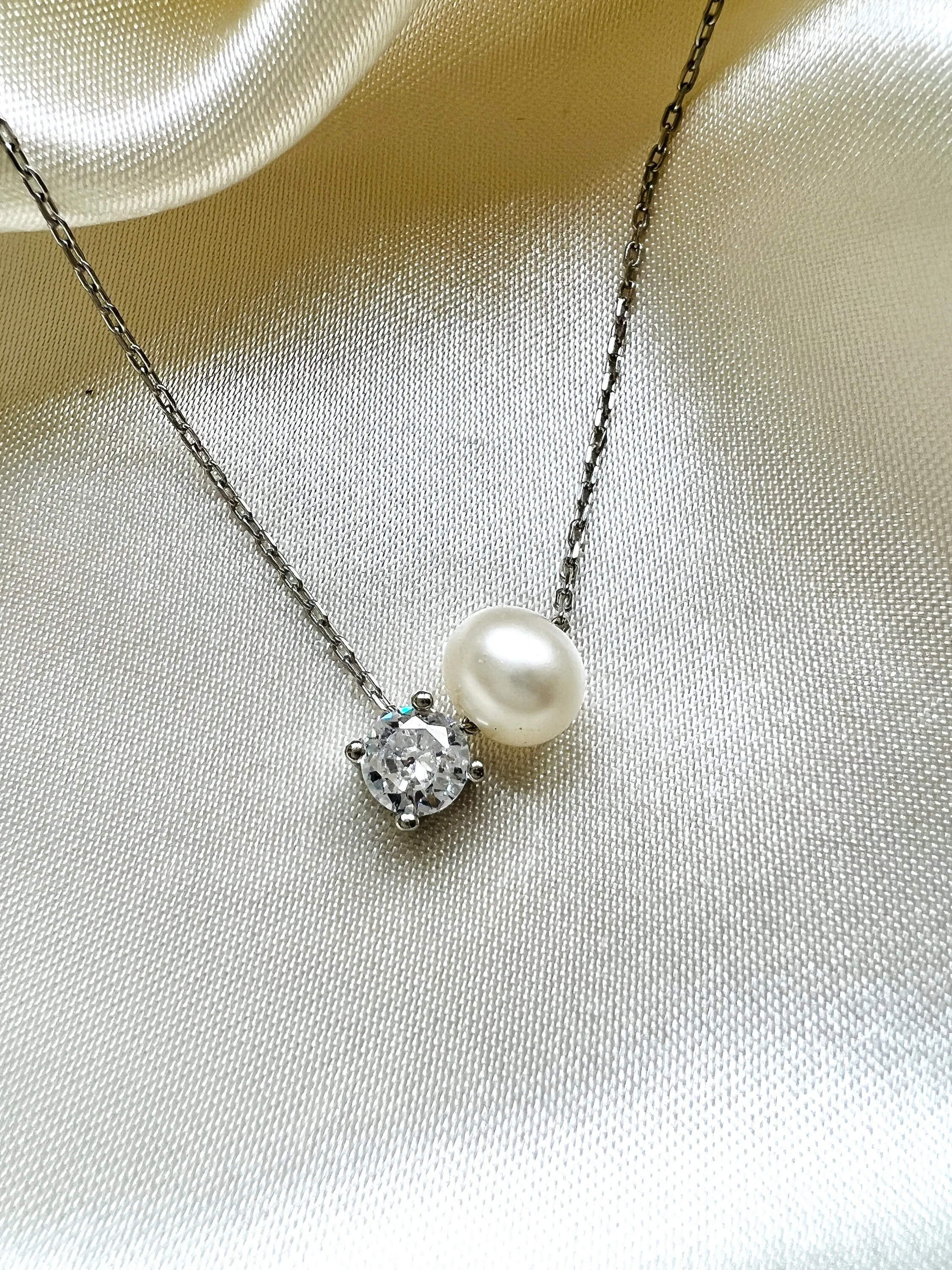 Single Pearl Pendant in Sterling Silver| Simple Pearl and Diamond Necklace| Dainty Pearl and Cz Pendant| Gold Plated Small Pearl Necklace
